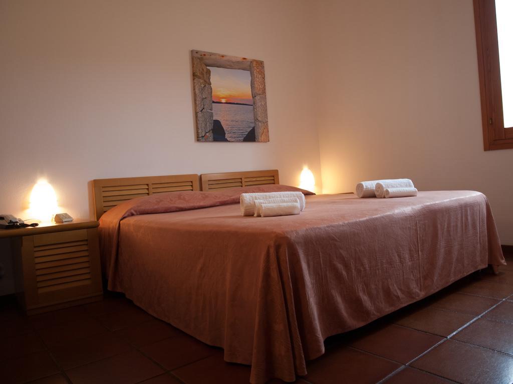 Hotel Garibaldi La Maddalena  Værelse billede