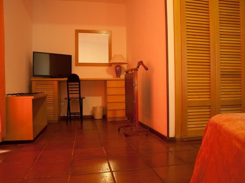Hotel Garibaldi La Maddalena  Værelse billede