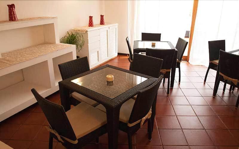 Hotel Garibaldi La Maddalena  Eksteriør billede